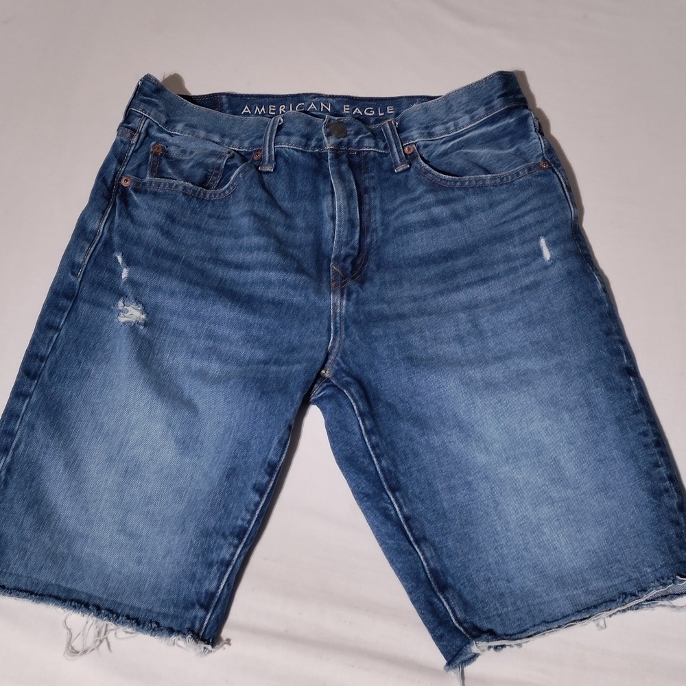 American Eagle Denim Cut Off Jean Shorts Distressed Frayed Hem Sz 31 (31.5"x10")